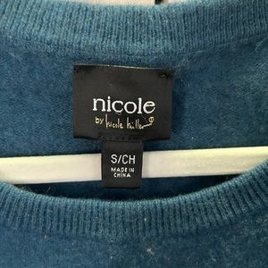 100% Cashmere Blue Sweater